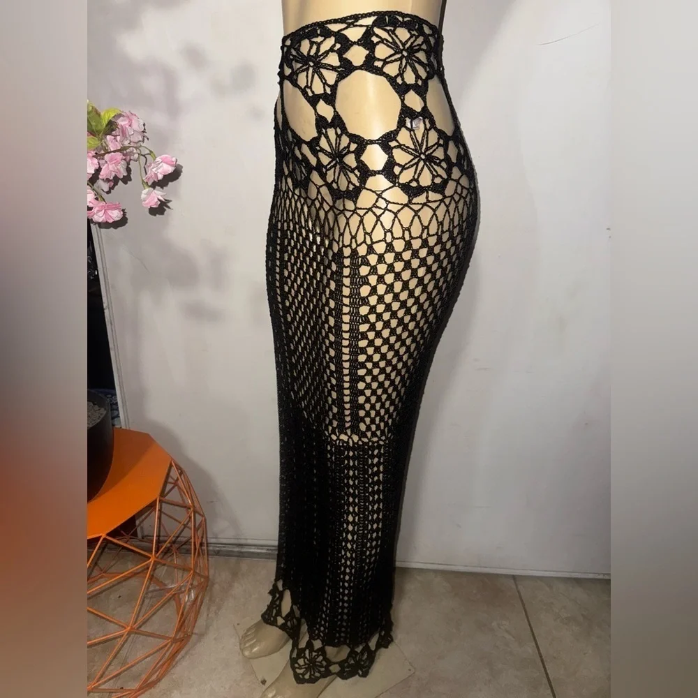 Hot Miami Styles Black Crochet Skirt